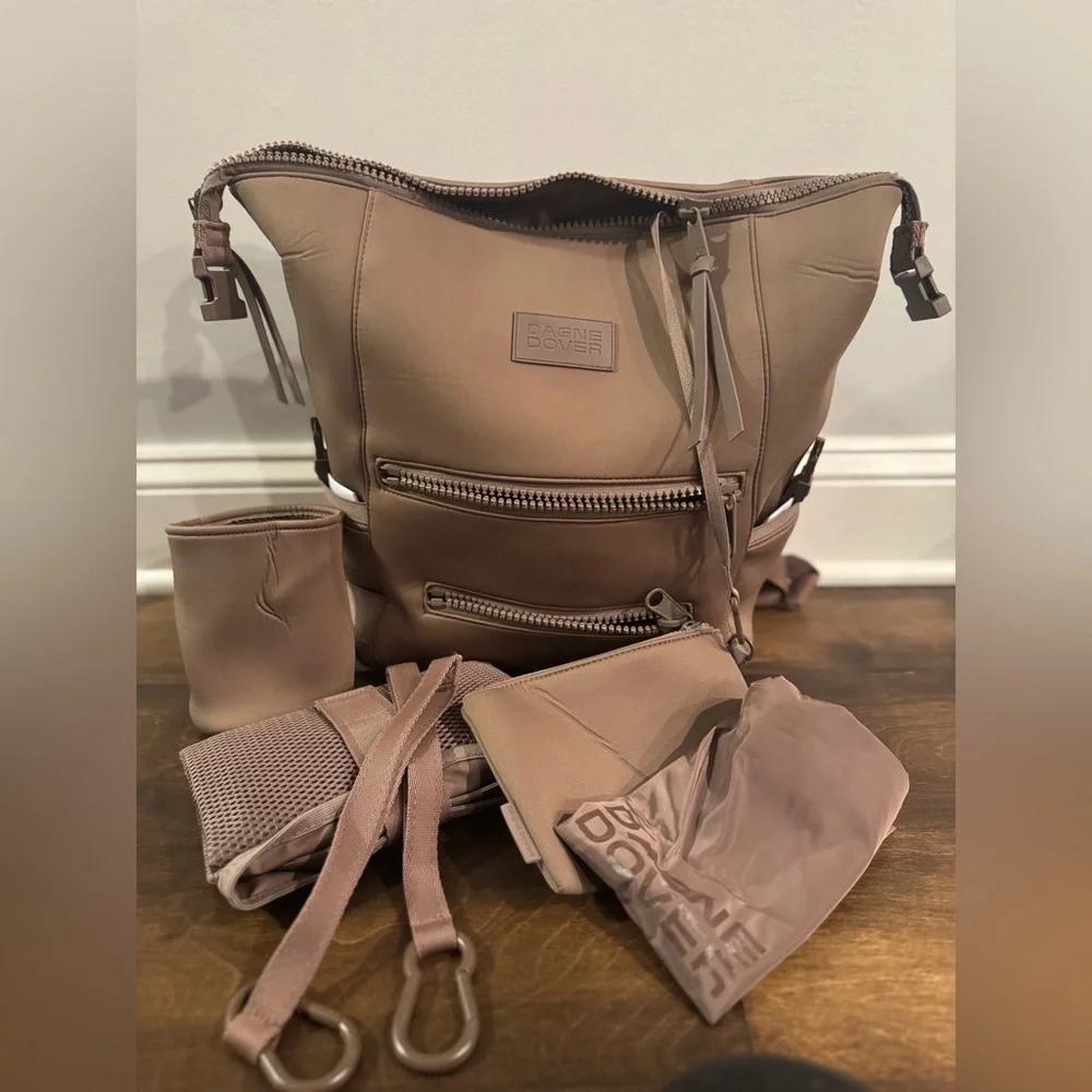 DAGNE DOVER Indi Water Resistant Diaper Backpack - Picture 2 of 16